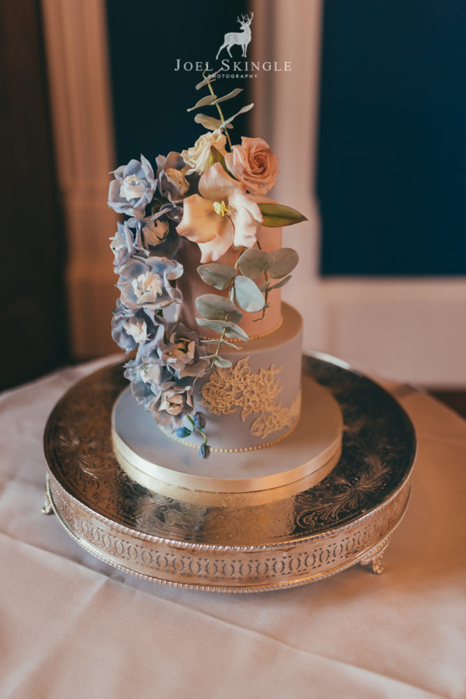 Wedding cake with sugar flowers
