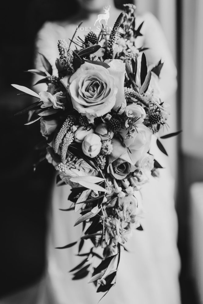 Twisted Willow Floristry close up teardrop bouquet