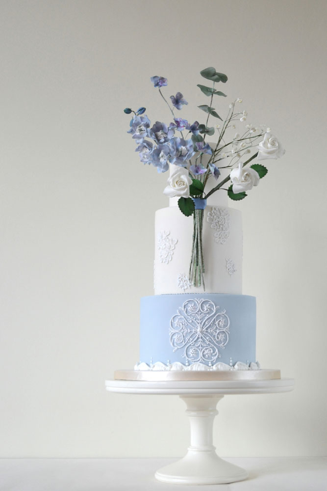 blue white sugar floral lace wedding cake