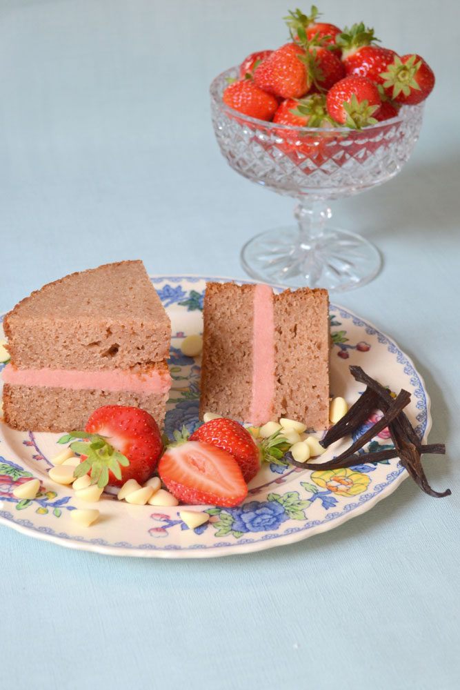 white chocolate strawberry and vanilla cake sample slice and ingredients