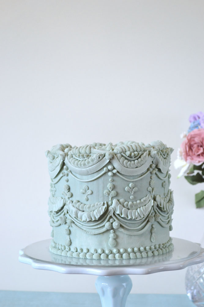 vintage style duck egg blue piping