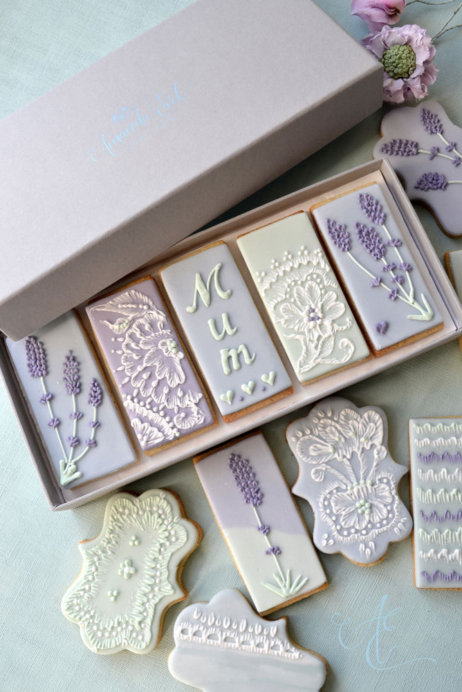 Iced biscuit giftbox