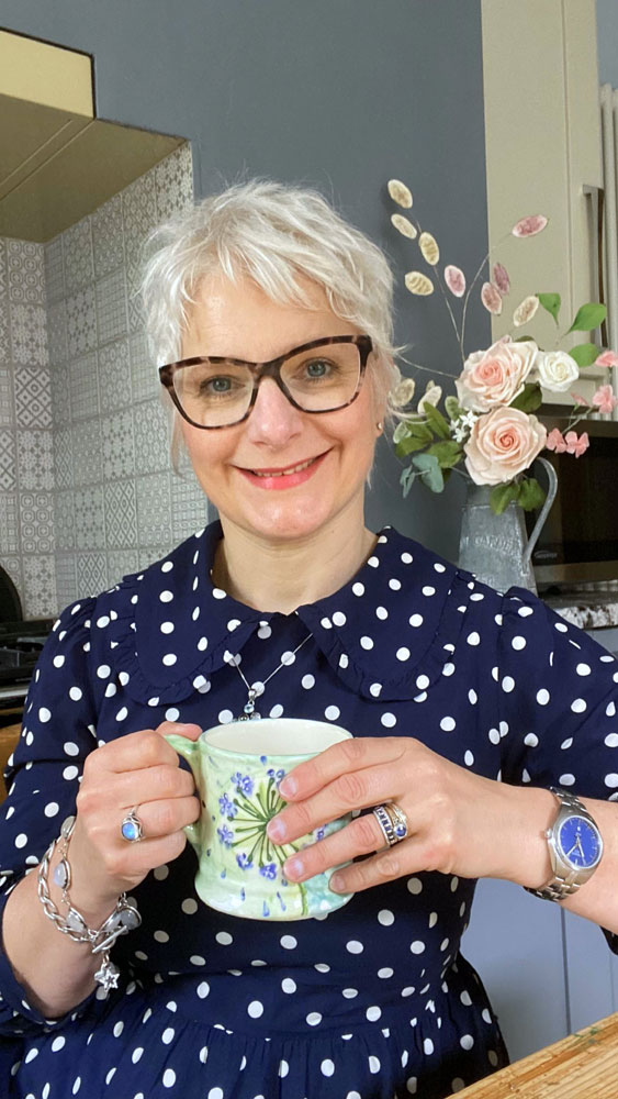 About Amanda Earl Cake Design