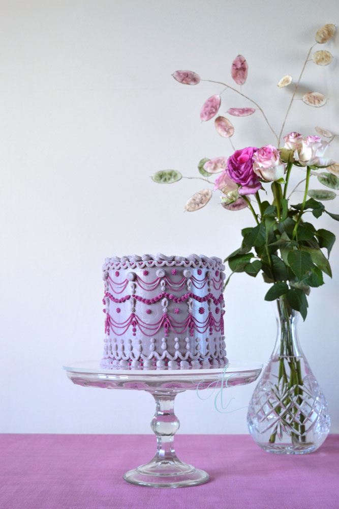 Lauren lavender and pink vintage style cake